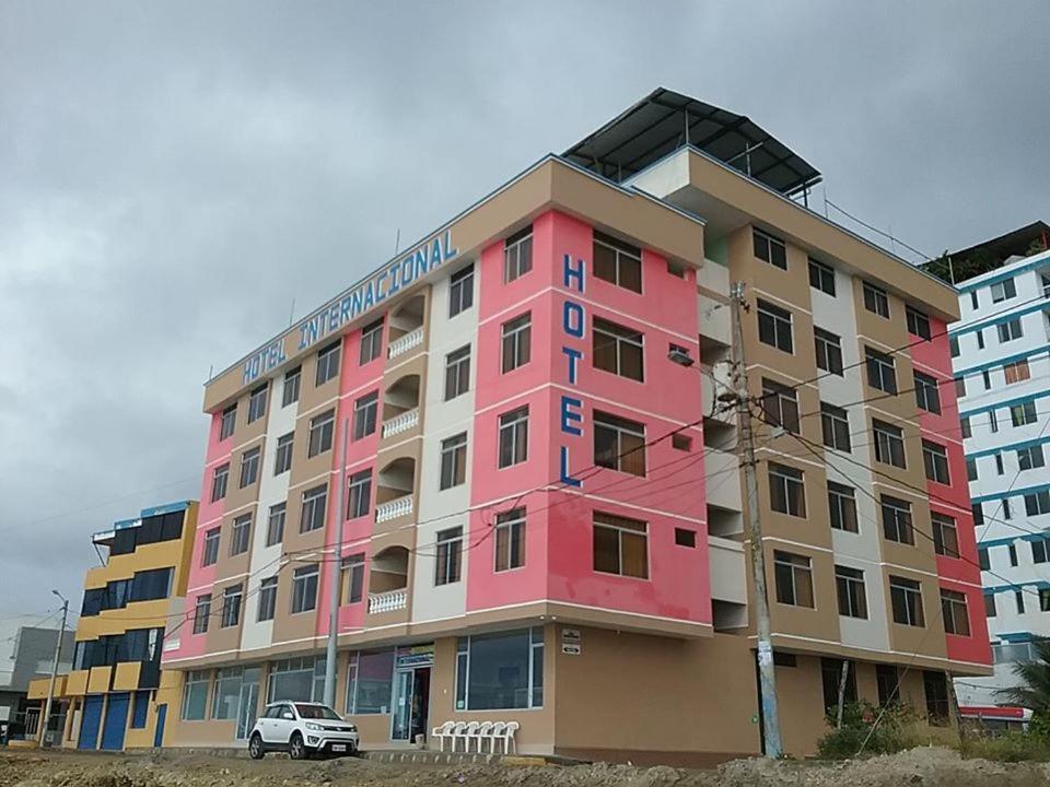 Hotel Internacional En อาตากาเมส ภายนอก รูปภาพ
